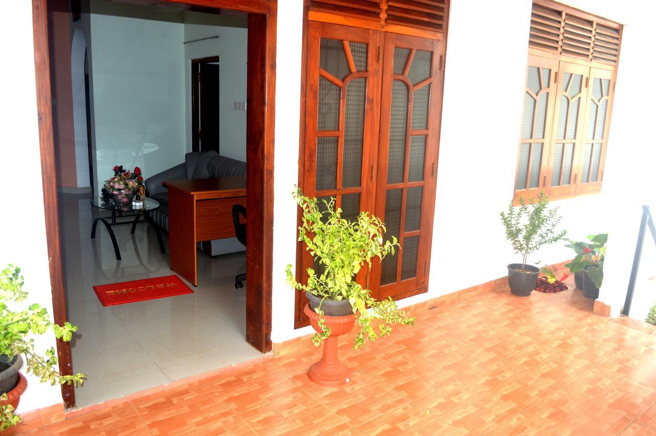 Golden Town Hotel Tangalle Exterior foto